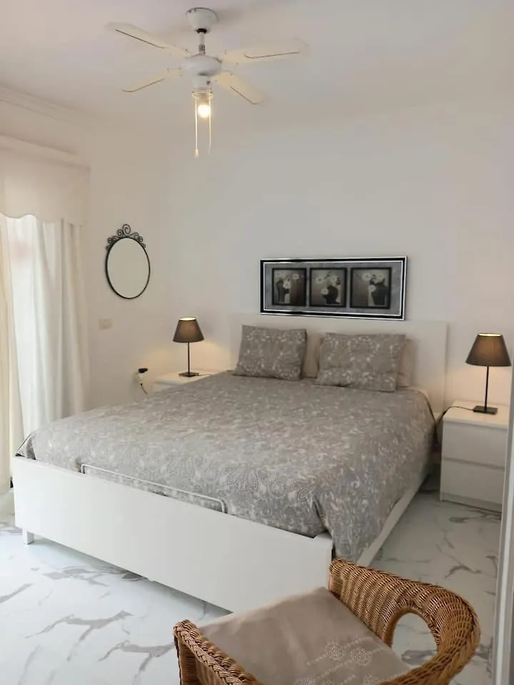 Atlantic View.Apartment.3 Pools. Terraces. Wifi Arona  Apartment Arona (Tenerife)